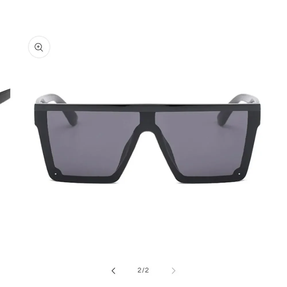 NWOT Sendy Shades -Luxe